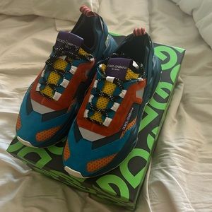 Dolce gabbana shoes like new